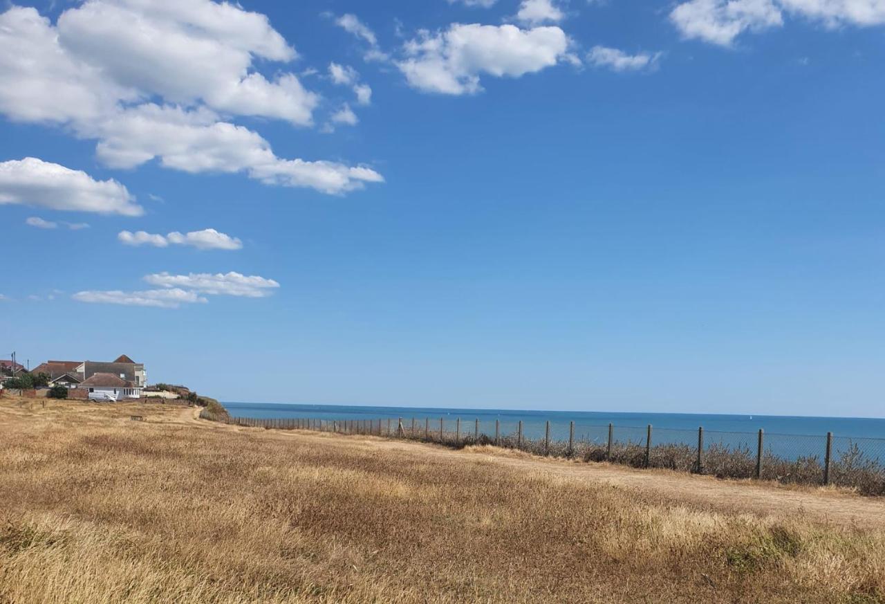 Four Seasons By The Sea Villa Peacehaven Exterior foto