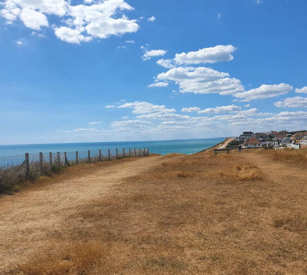 Four Seasons By The Sea Villa Peacehaven Exterior foto